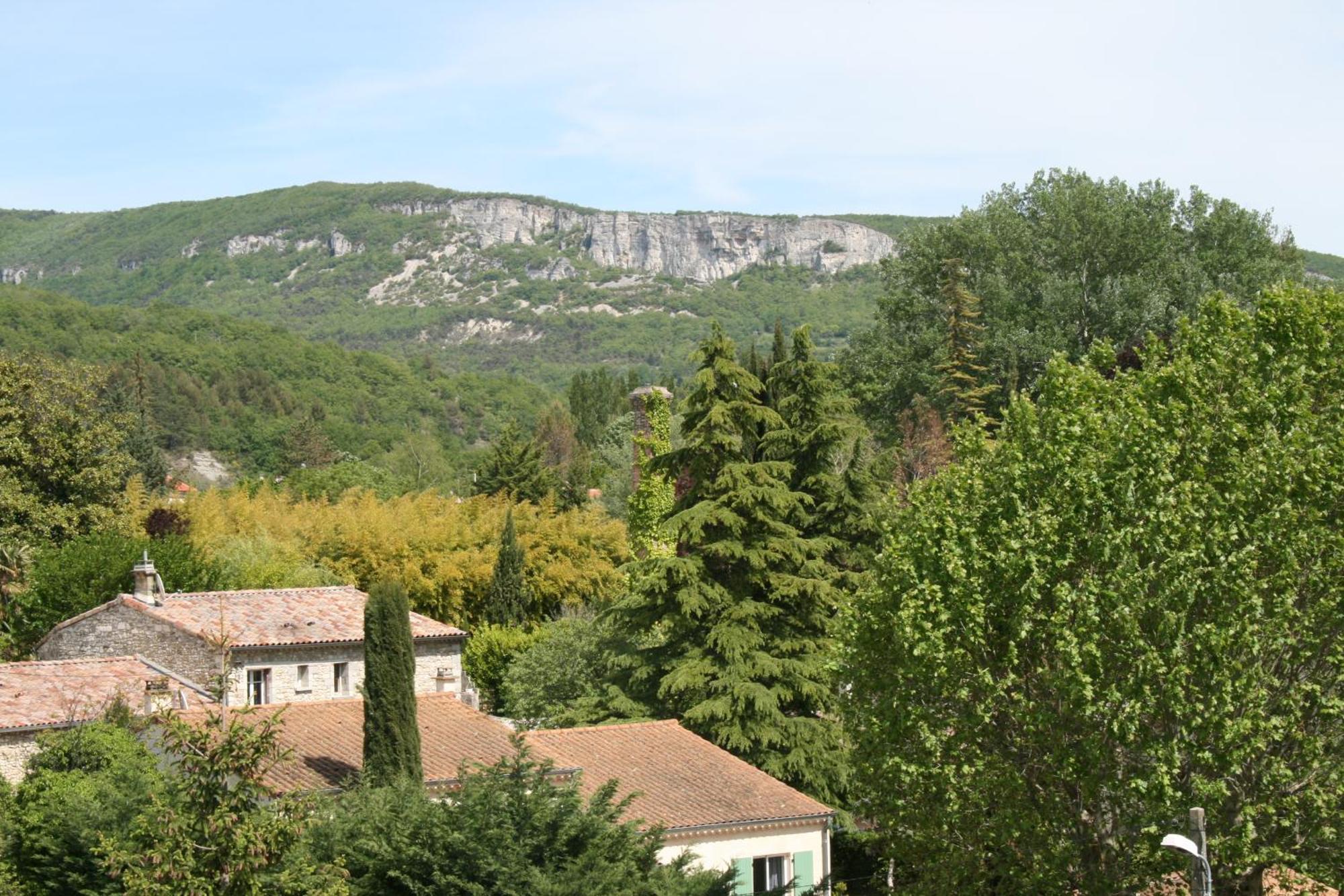 Logis Hotel Le Jabron La Bégude-de-Mazenc Kültér fotó